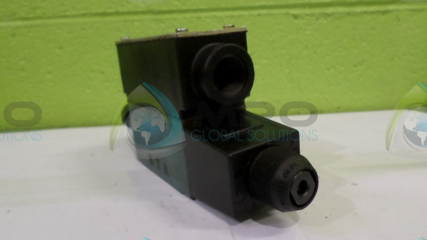 DYNEX 6553-D03-115/DF-10 DIRECTIONAL CONTROL VALVE *USED*