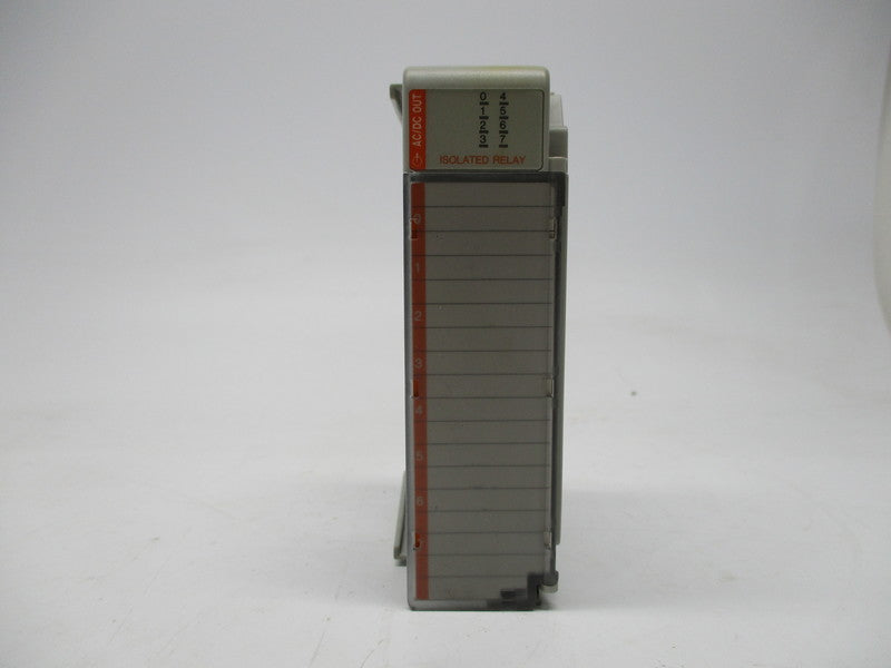 ALLEN BRADLEY 1769-OW8I SER. B F/W 3.1 UNMP