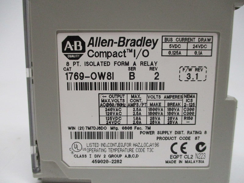 ALLEN BRADLEY 1769-OW8I SER. B F/W 3.1 UNMP
