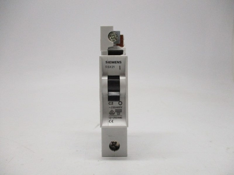 SIEMENS 5SX21-C2 230/400V 2A UNMP