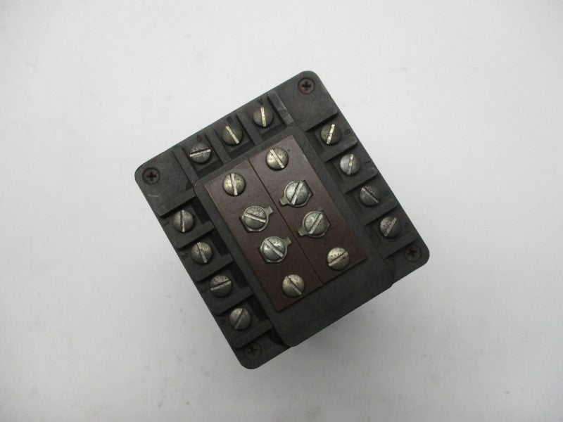 EAGLE SIGNAL CES227A602 10A 120V UNMP