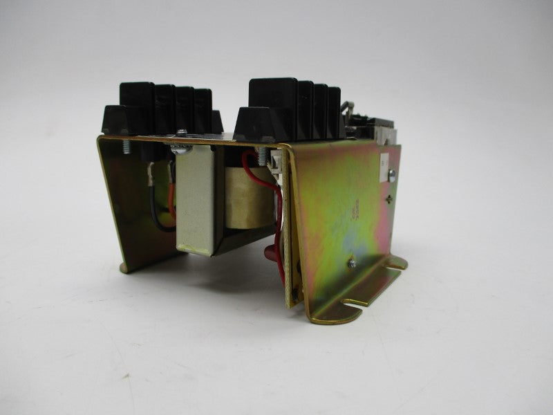 MAGNETEK CONTROLS 5200-LV1 52-110201 240VAC 10A NSNP