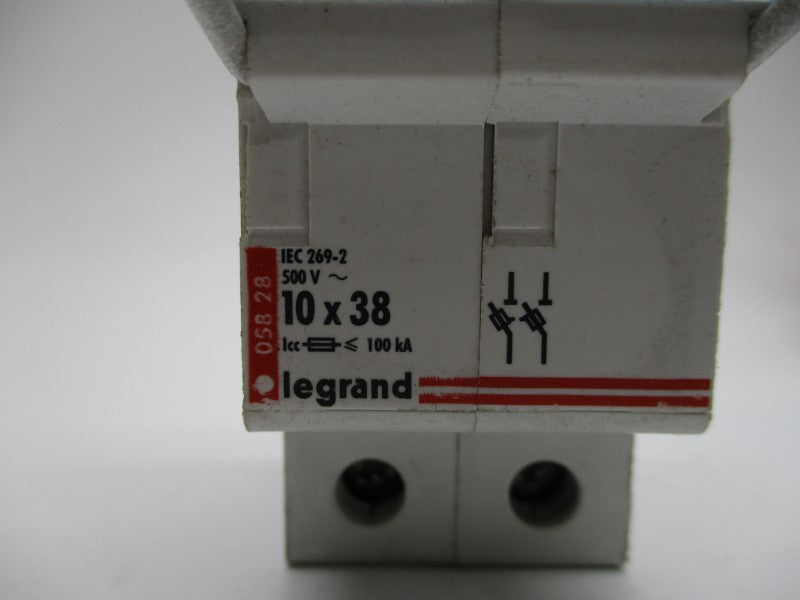 LEGRAND 05828 UNMP