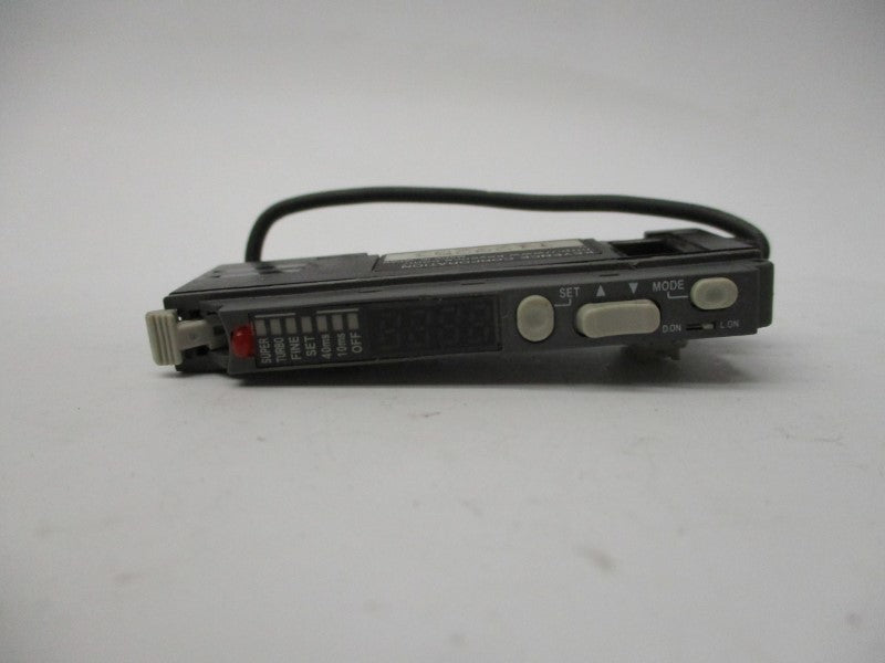 KEYENCE FS-V12P UNMP