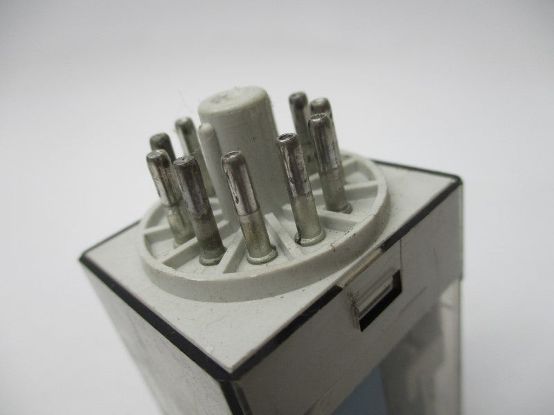 INDUSTRIAL SPARE PART 700-HA33Z24-3-4 SER. D 24VDC UNMP