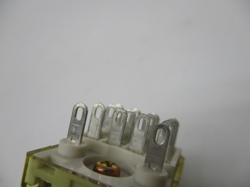 IDEC RY4S-ULC DC24V UNMP