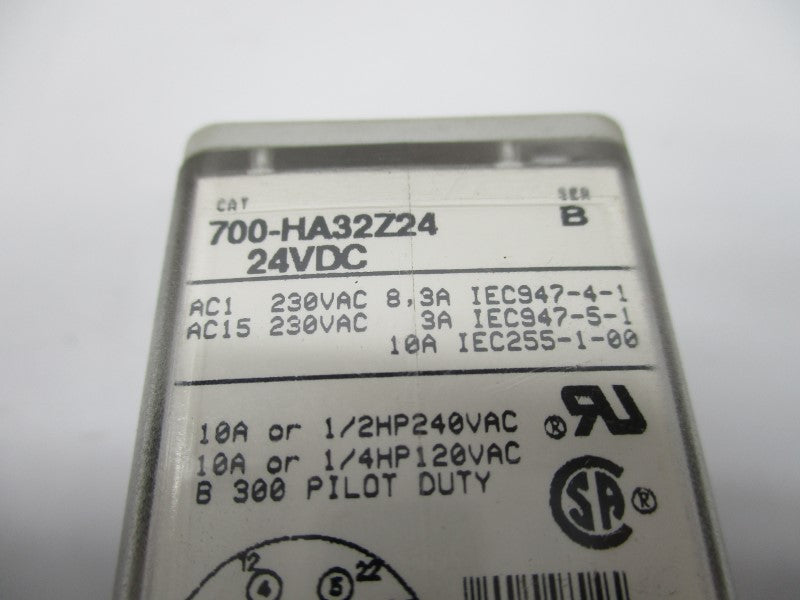 ALLEN BRADLEY 700-HA32Z24 SER. B 24VDC 10A UNMP