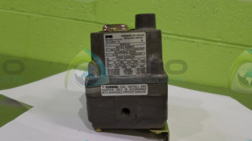 BARKSDALE CONTROLS DPD1T-A3 VACCUM ACTUATED SWITCH *NEW NO BOX*