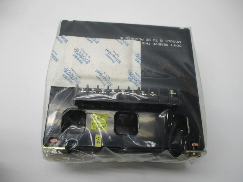 TOSHIBA RC820-HP1Y72 100-120/200-240V NSMP
