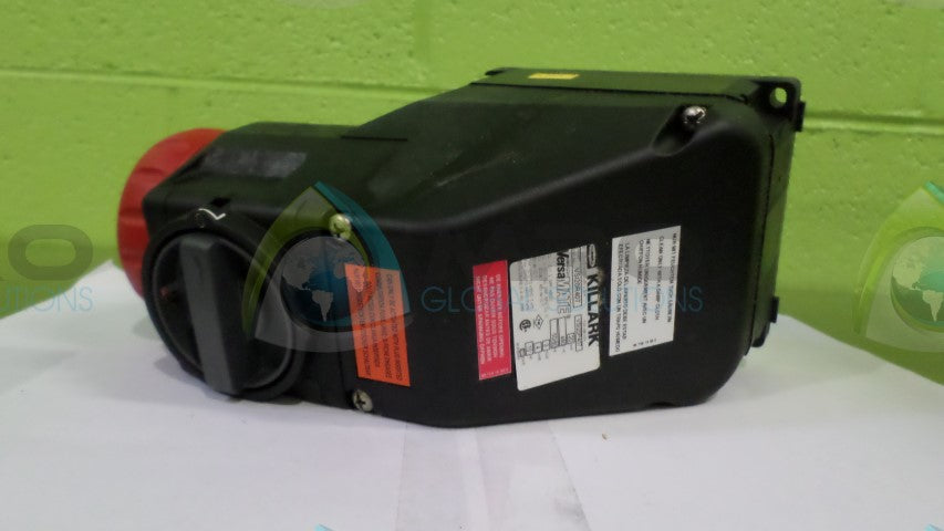 VERSAMATE VSI20R407 3-POLE WIRE RECEPTACLE *NEW IN BOX*