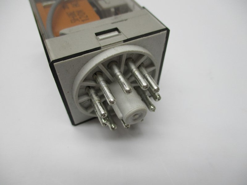 ALLEN BRADLEY 700-HA33A1 SER. D 120VAC 10A UNMP