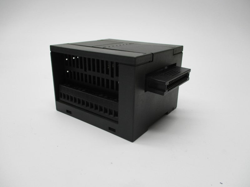 SIEMENS 6ES7223-1EF00-0XA0 UNMP