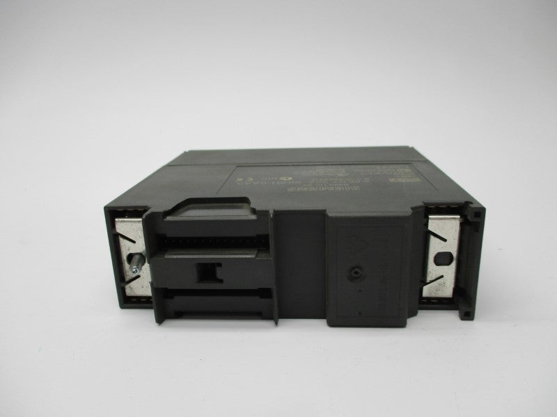 SIEMENS 6ES7322-1BH01-0AA0 UNMP