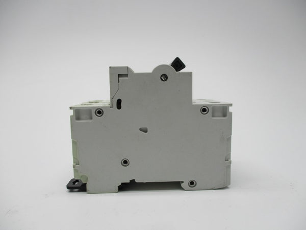 ALLEN BRADLEY 1492-SP3C200 SER. A 20A UNMP