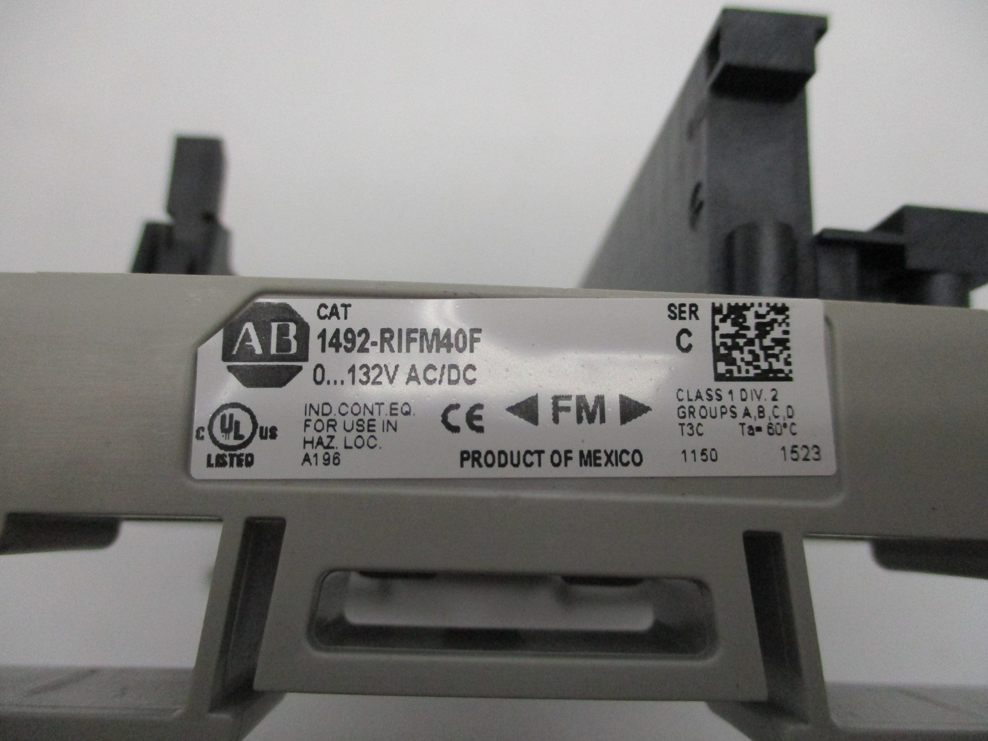 ALLEN BRADLEY 1492-RIFM40F SER. C NSNP