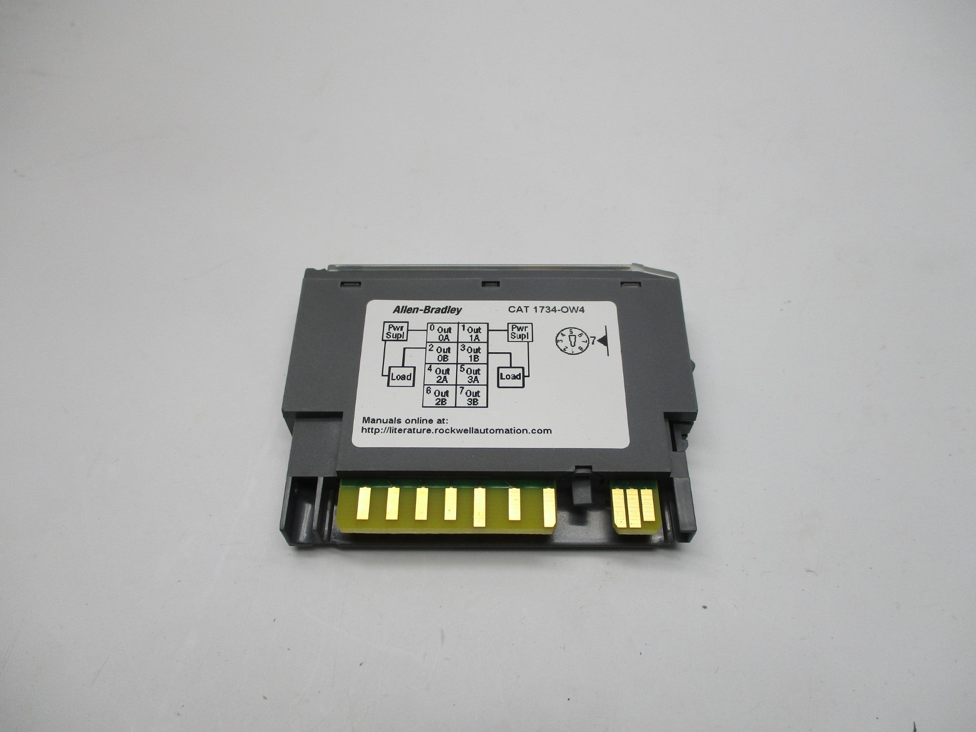 ALLEN BRADLEY 1734-OW4 SER. C F/W: 3.022 UNMP