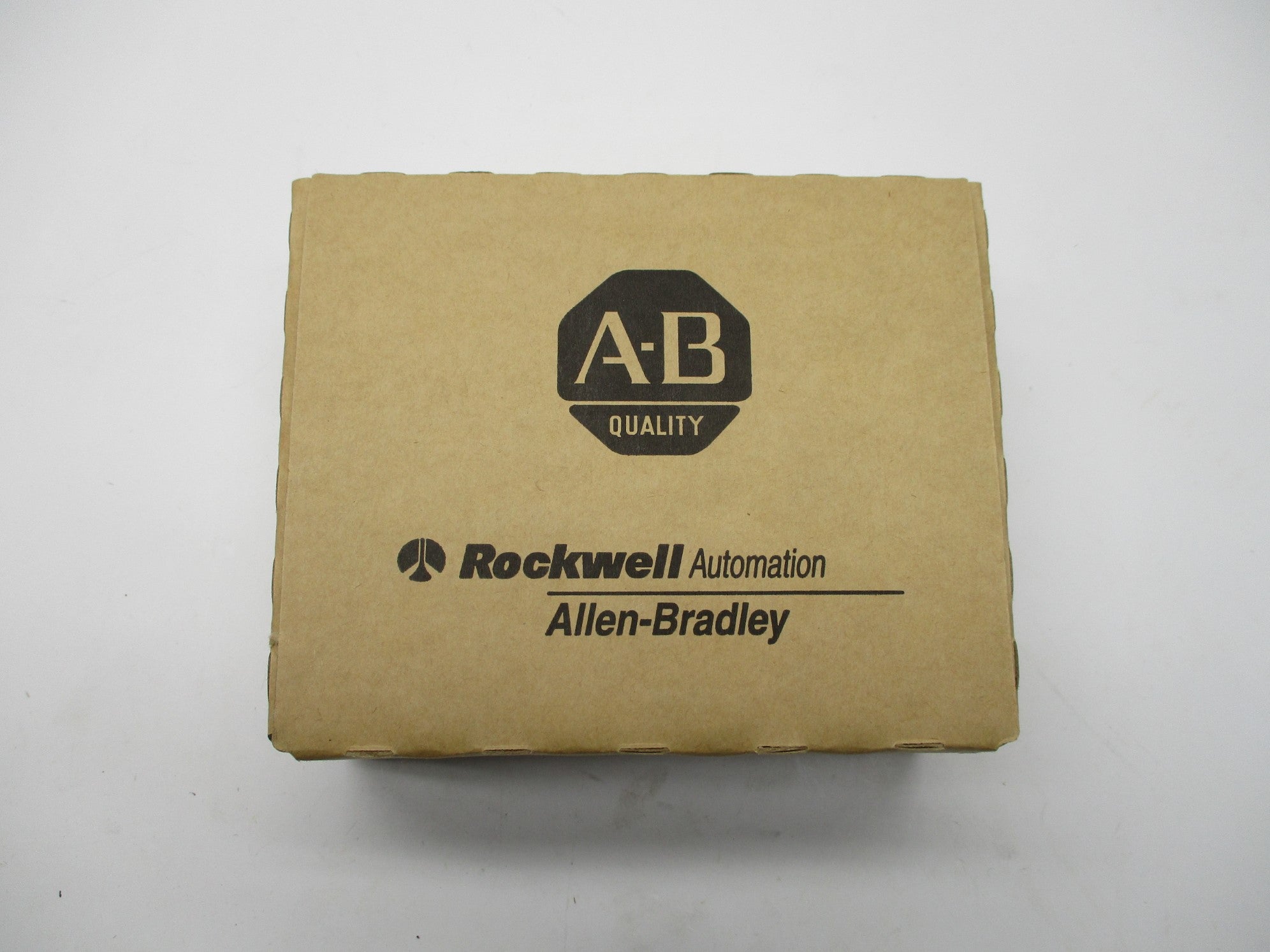 ALLEN BRADLEY 1769-IQ32 SER. A F/W: 3.1 DATE: 2015 NSFS