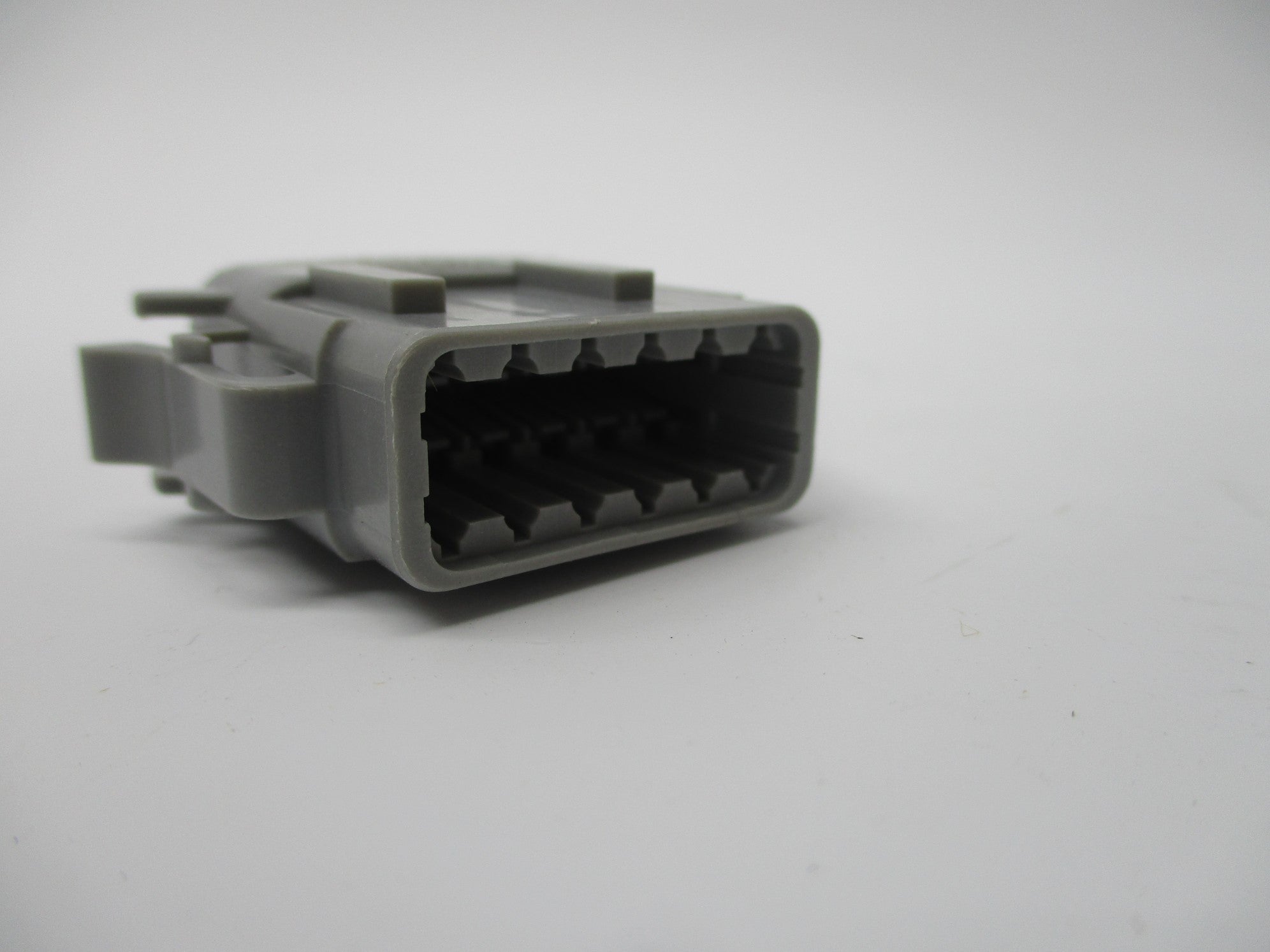 AMPHENOL ATM06-12S NSNP