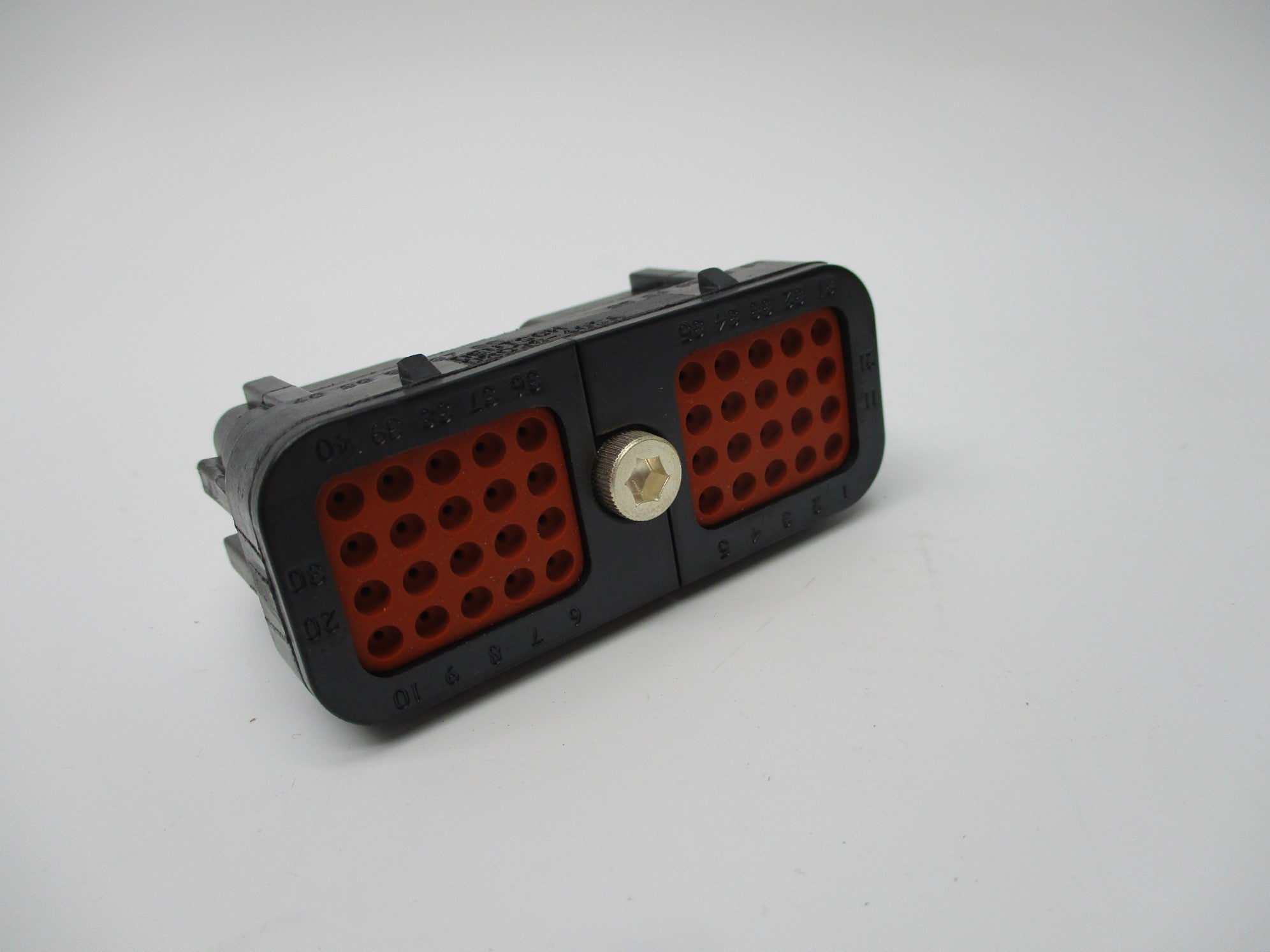 DEUTSCH DRC26-40SA NSNP