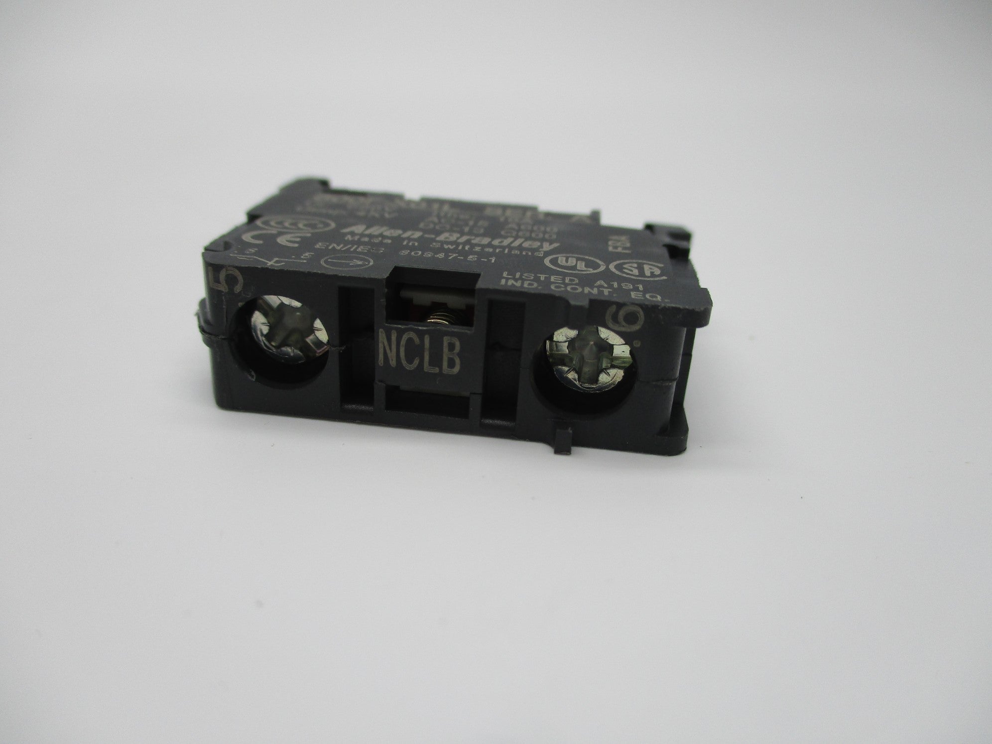 ALLEN BRADLEY 800F-X01L SER. A NSNP