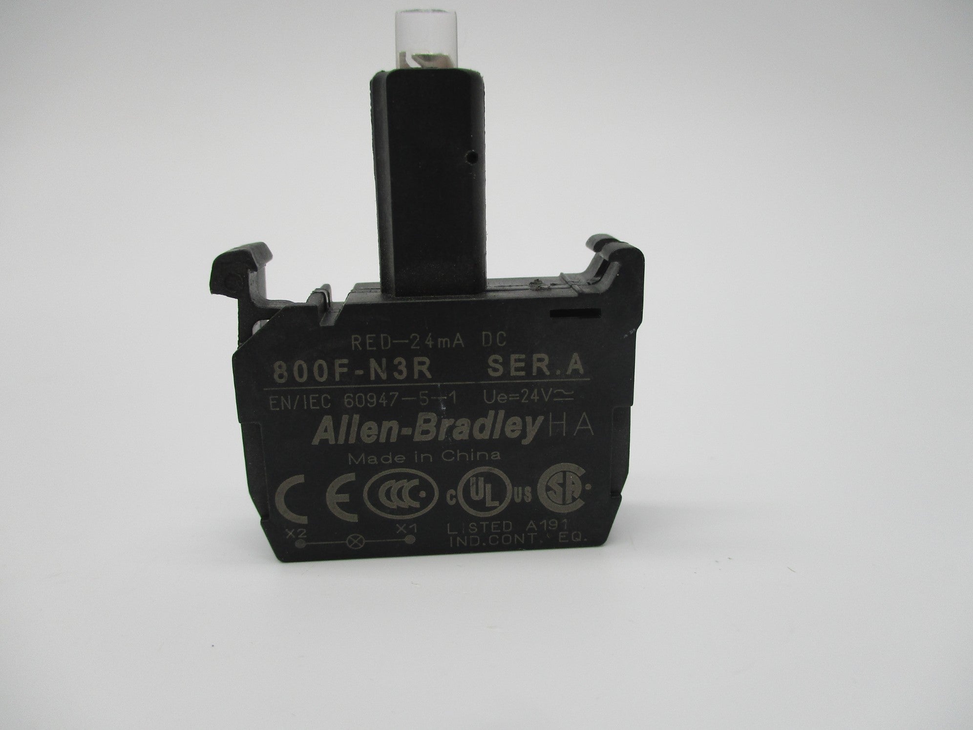 ALLEN BRADLEY 800F-N3R SER. A  24V NSNP