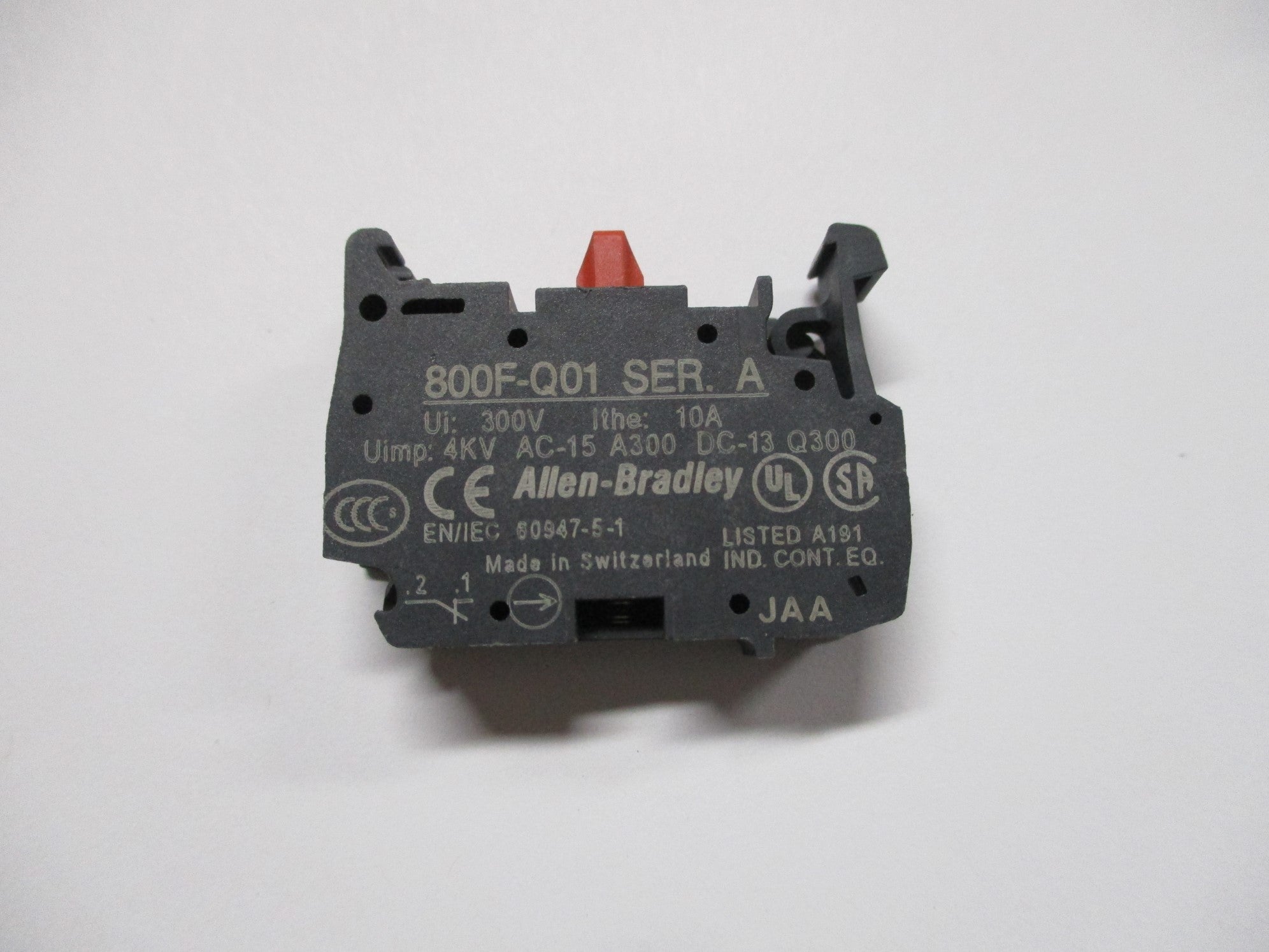 ALLEN BRADLEY 800F-Q01 SER. A NSNP