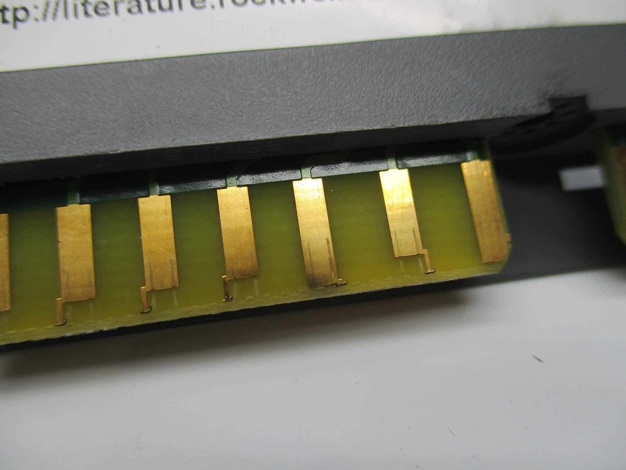 ALLEN BRADLEY 1734-OE2V SER. C F/W: 3.005 UNMP