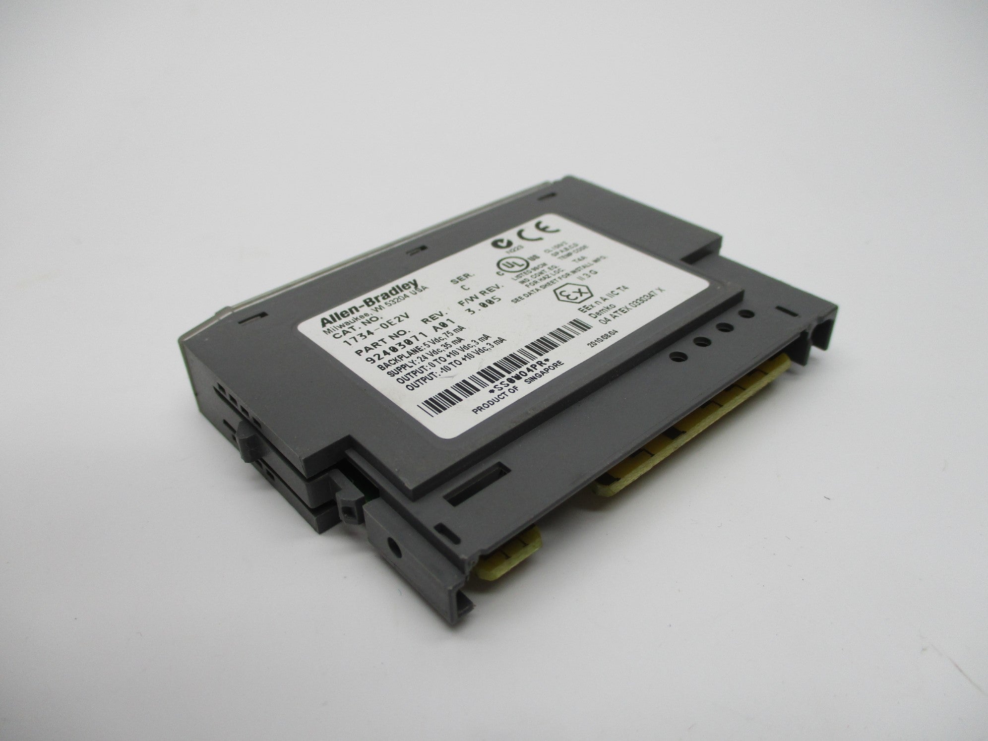 ALLEN BRADLEY 1734-OE2V SER. C F/W: 3.005 UNMP