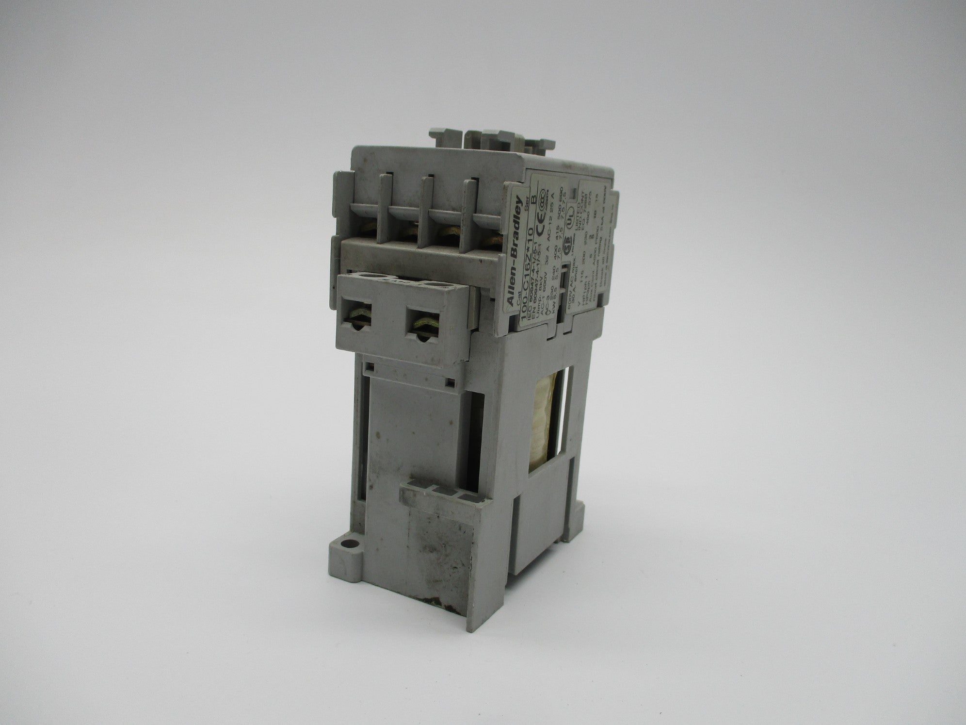 ALLEN BRADLEY 100-C16ZJ10 SER. B 24VDC UNMP