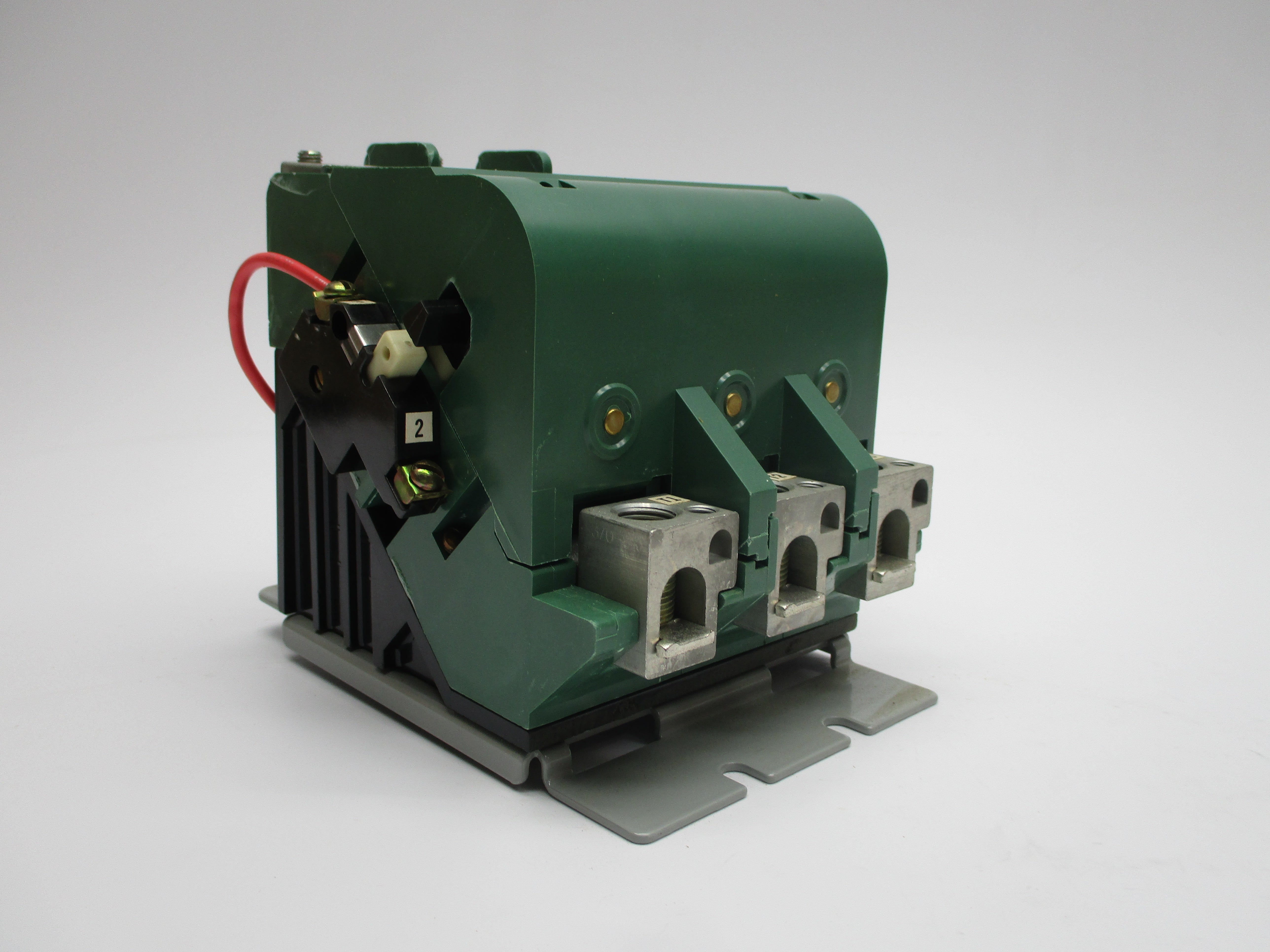FURNAS 40HF32AA 110/240V SER. B NSMP