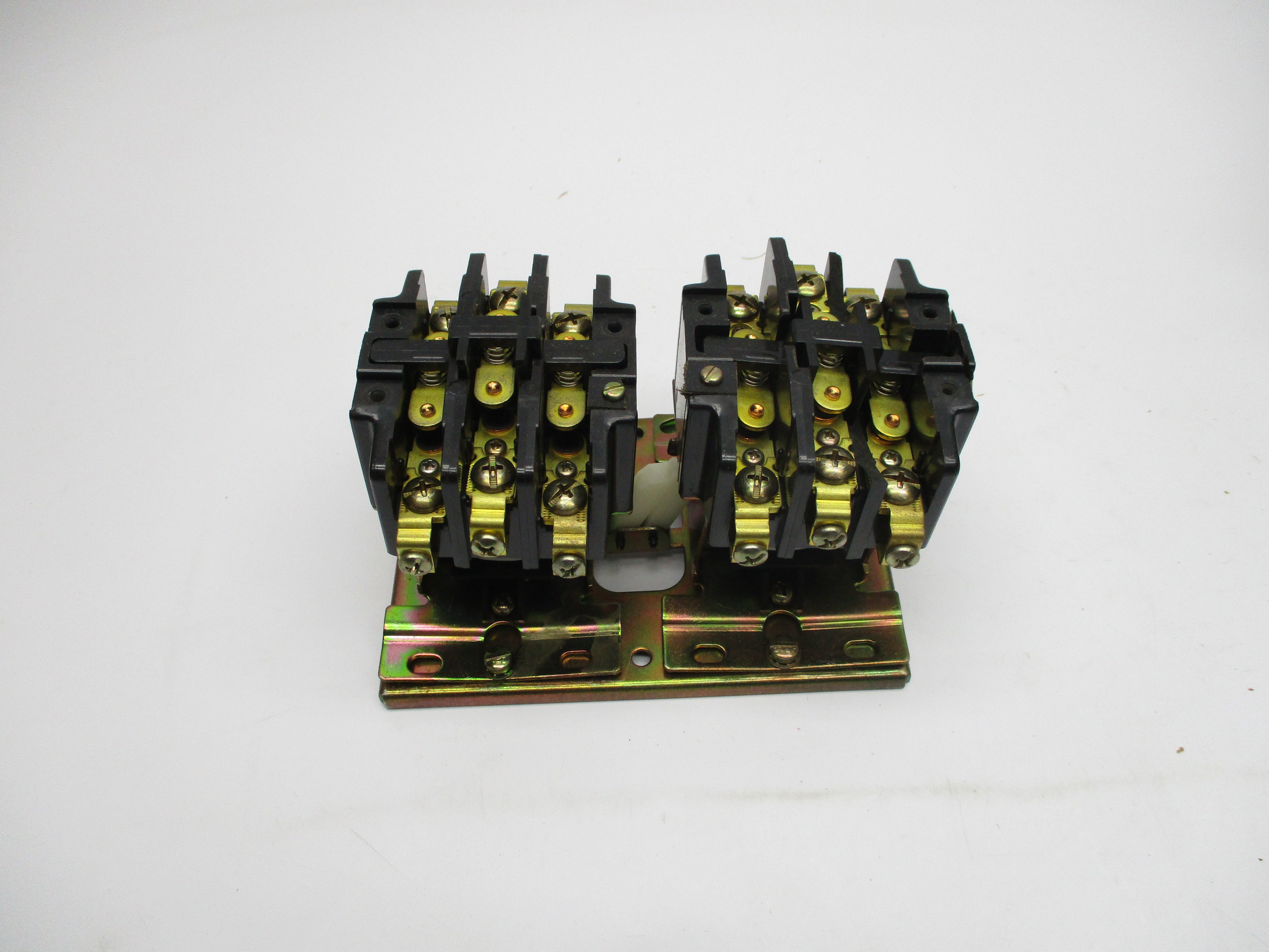 FURNAS 44BE30AF 110/120V NSMP