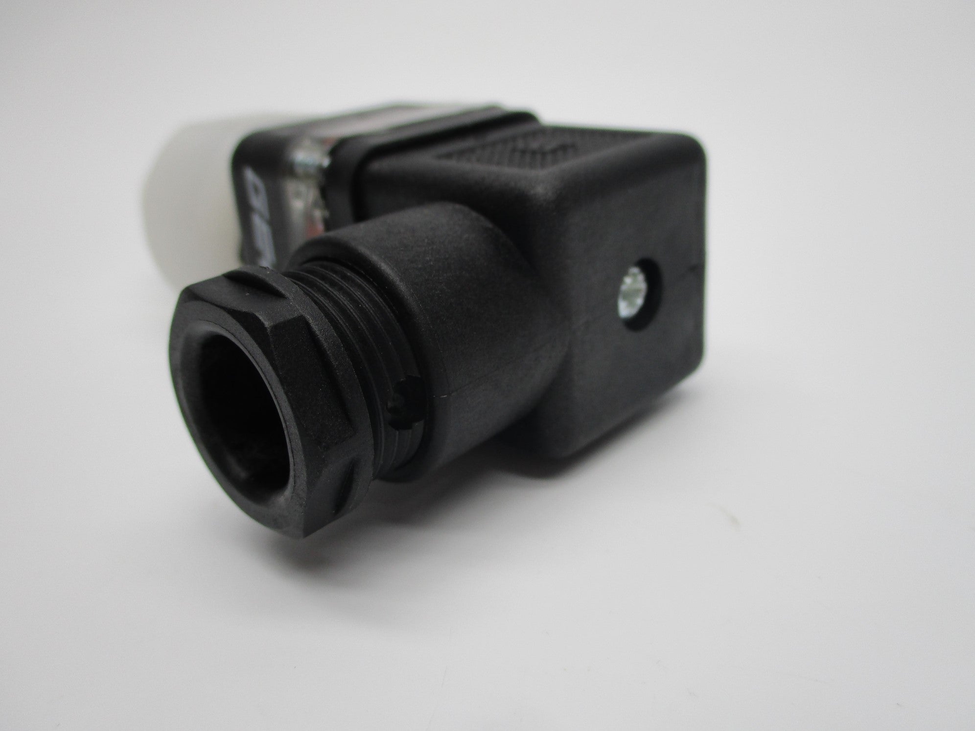 GEMU 1215 (AS PICTURED) NSNP