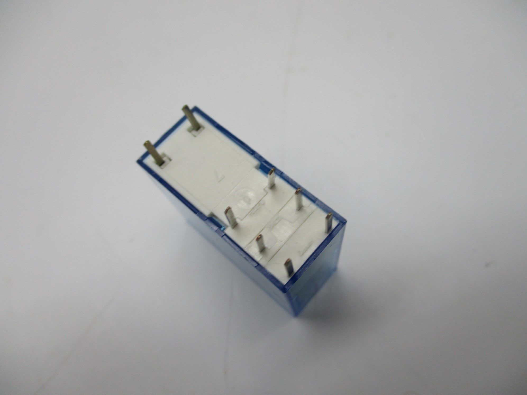FINDER 40.52 8A 250V NSNP