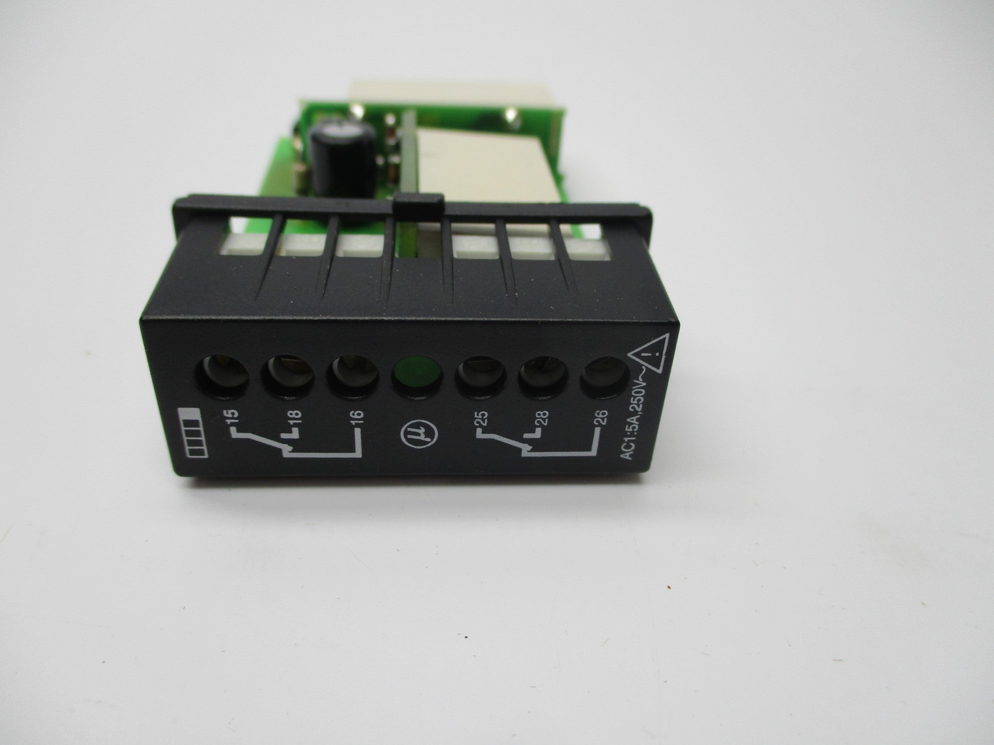CARLO GAVAZZI 5100562 250VAC 1.5A NSNP
