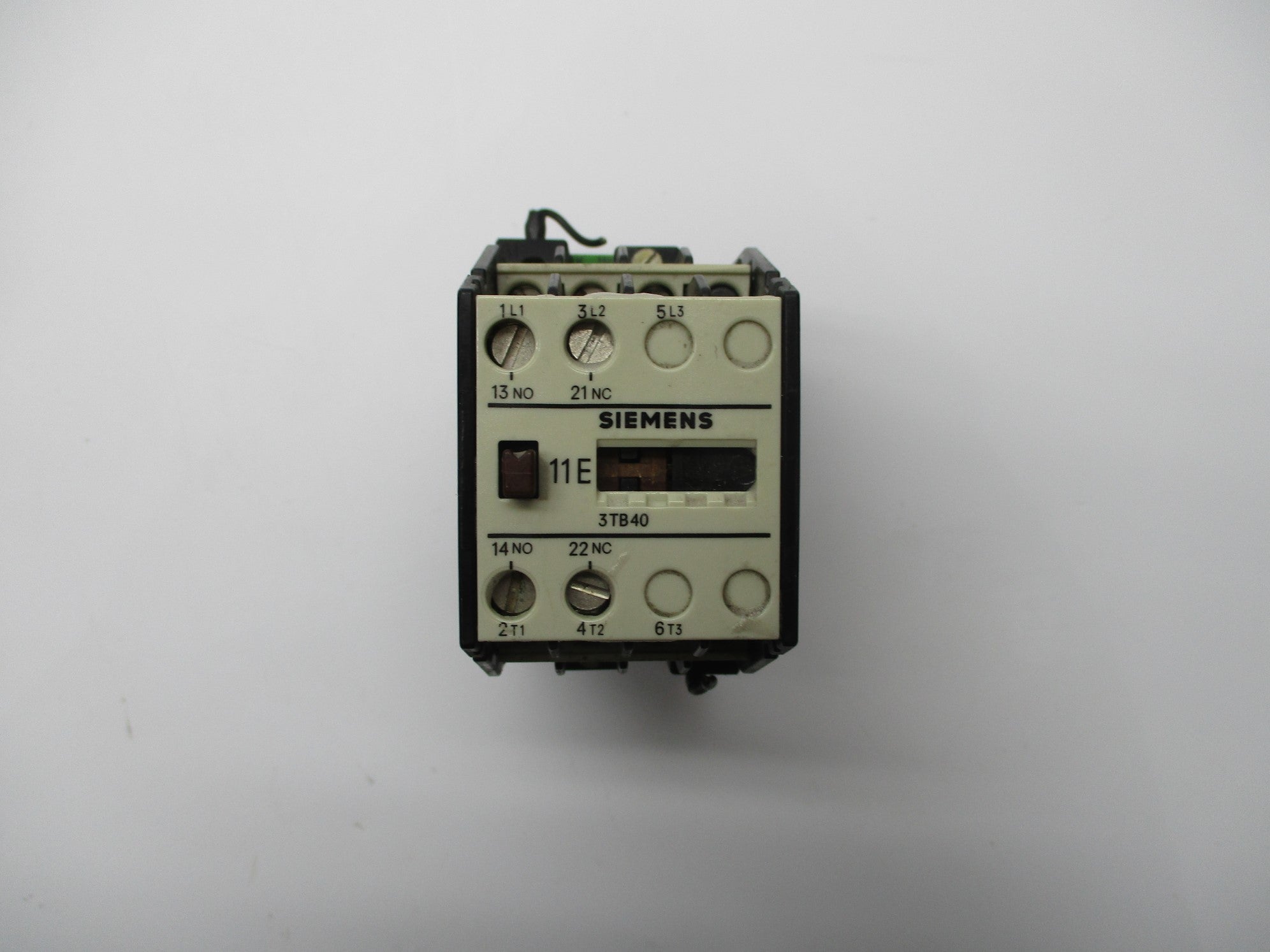 SIEMENS 3TB4012-0A 110V UNMP