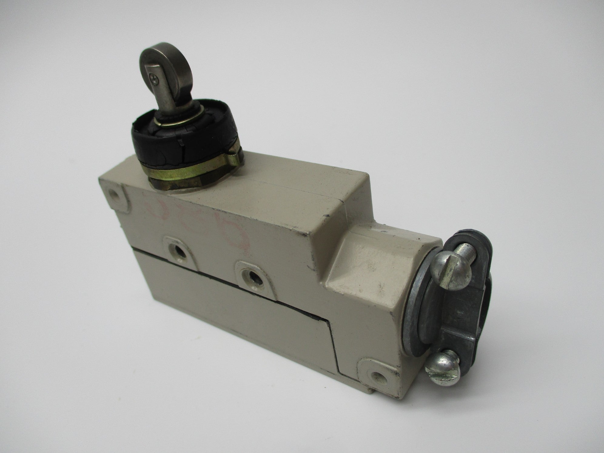 OMRON ZE-N22-2S UNMP