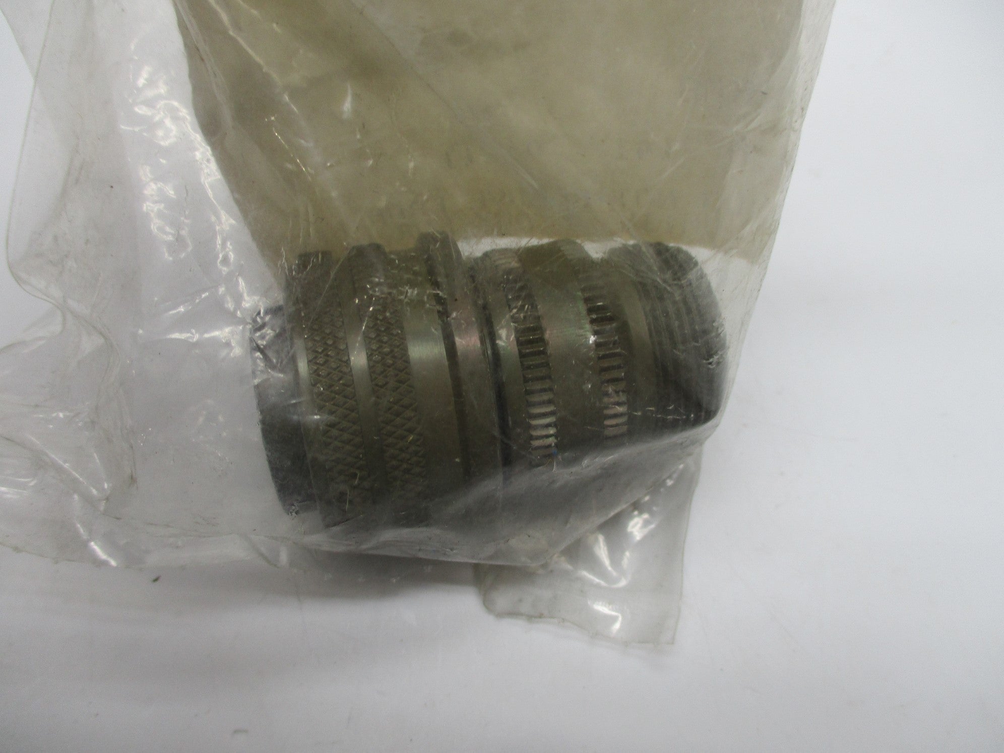 AMPHENOL MS3106A18-1S NSMP