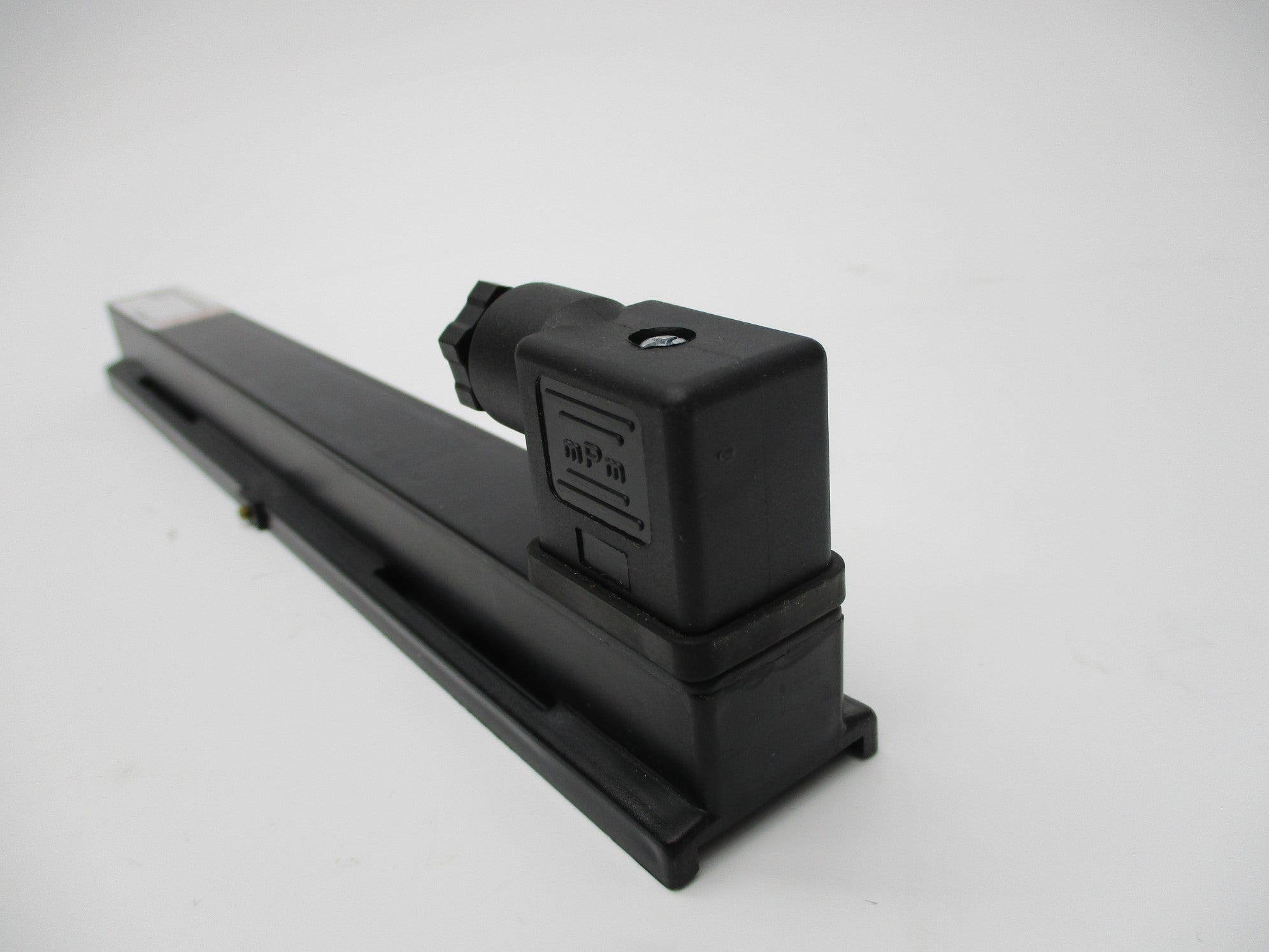 GEMU 1272000Z2501 NSNP