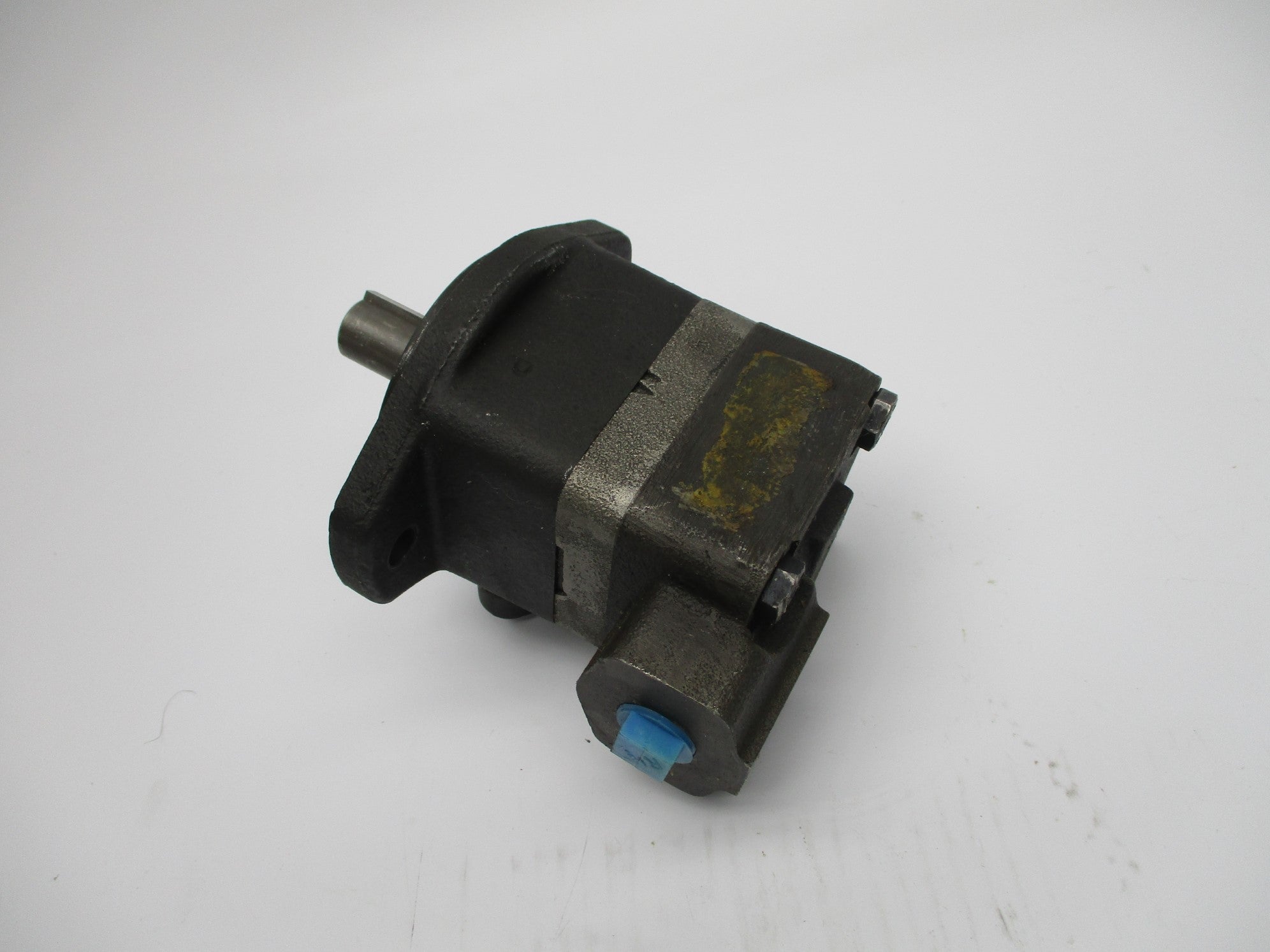 VICKERS V102P1P1D20 UNMP
