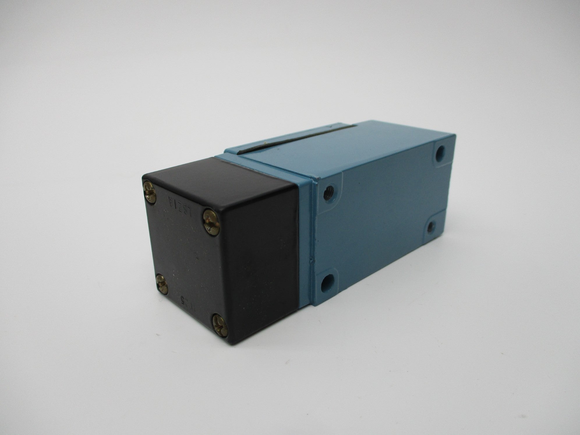 MICRO SWITCH LSA3K 600VAC 10A NSNP