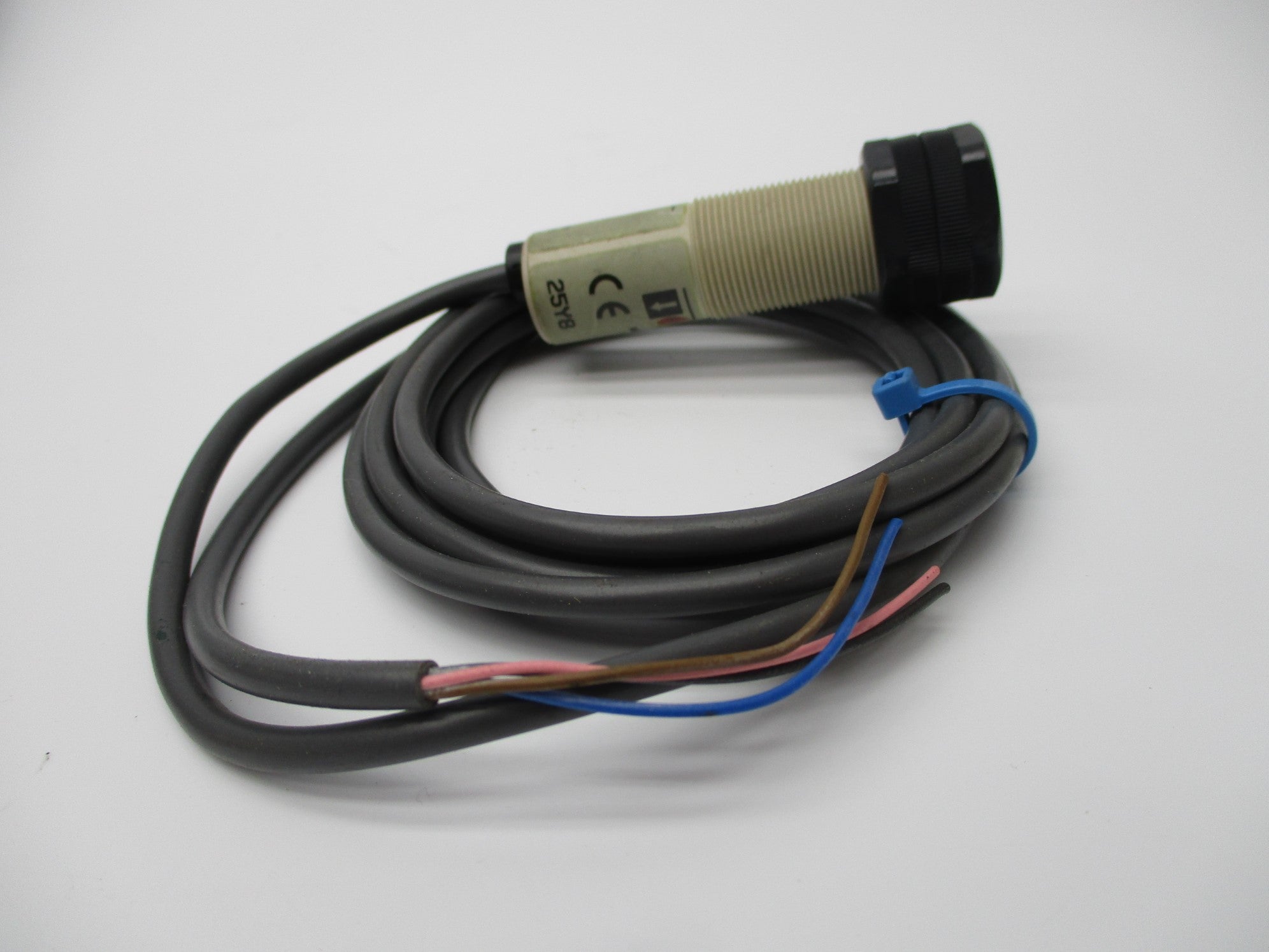 OMRON E3F2-7DB4 UNMP
