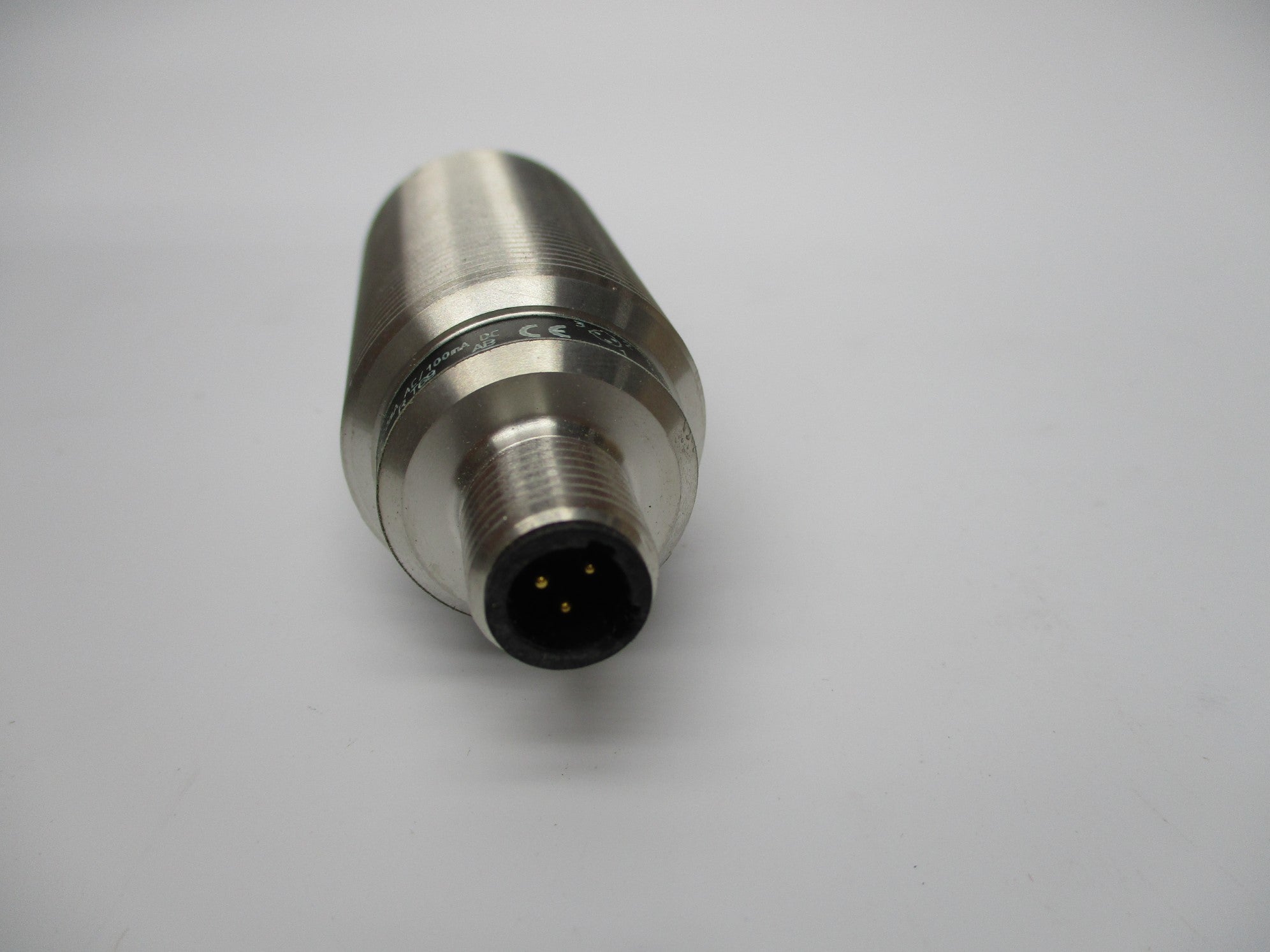 IFM EFECTOR IIK2015BABOA/SL/LS-100AK II0340 20-250VAC/DC NSMP