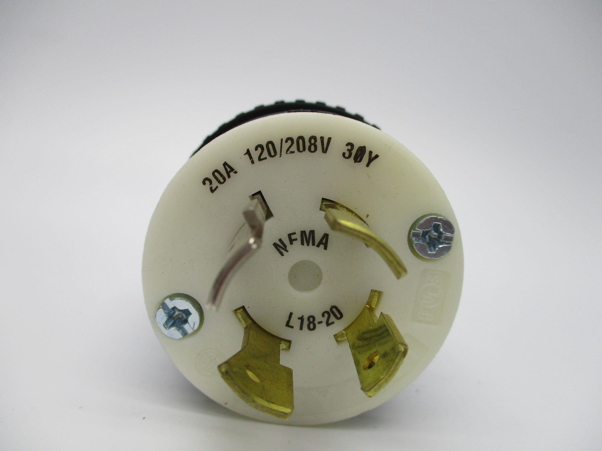 BRYANT L18-20 120/208V 20A (MALE) NSNP