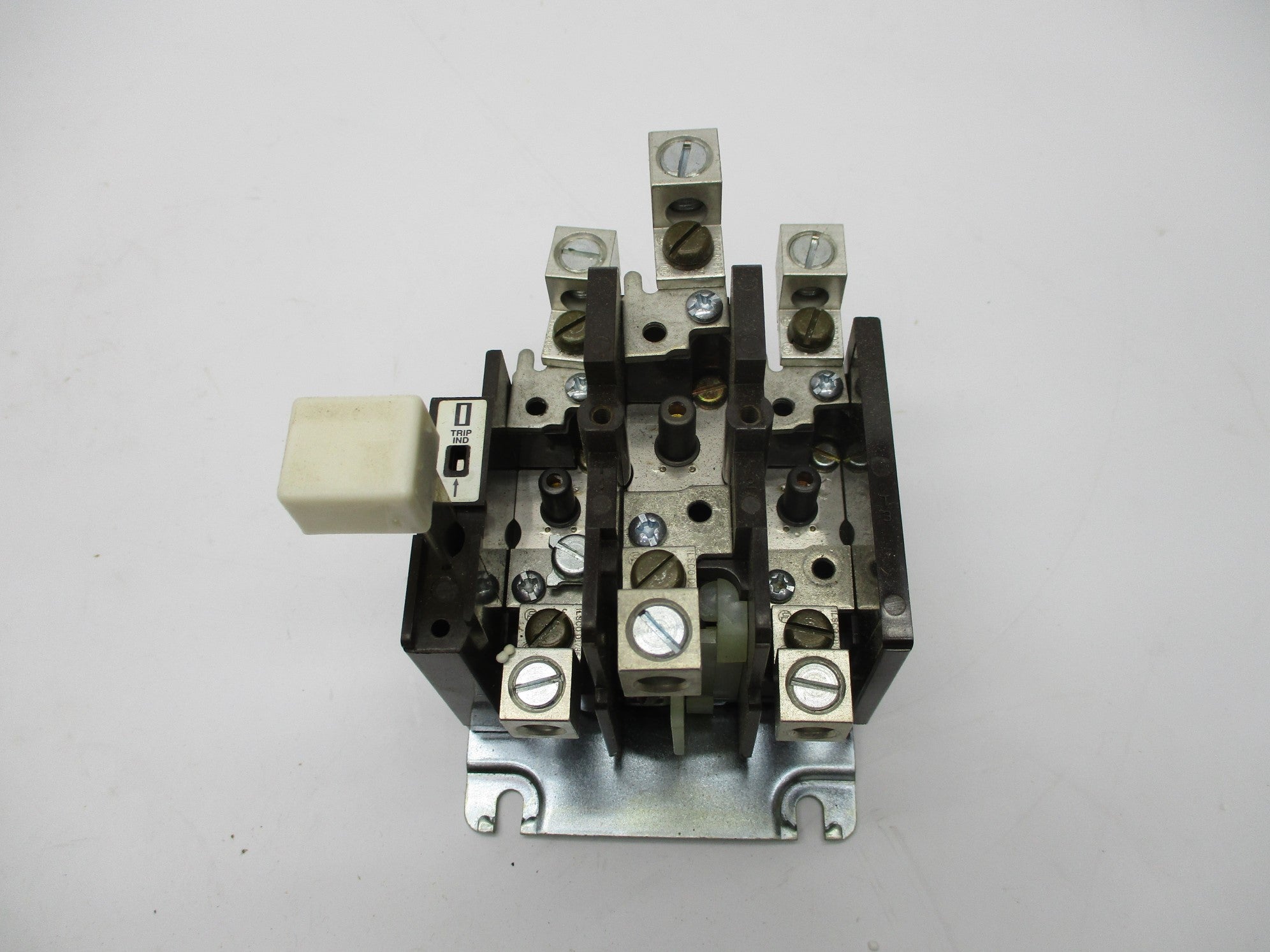 CUTLER HAMMER C30ODN3B 50A NSMP