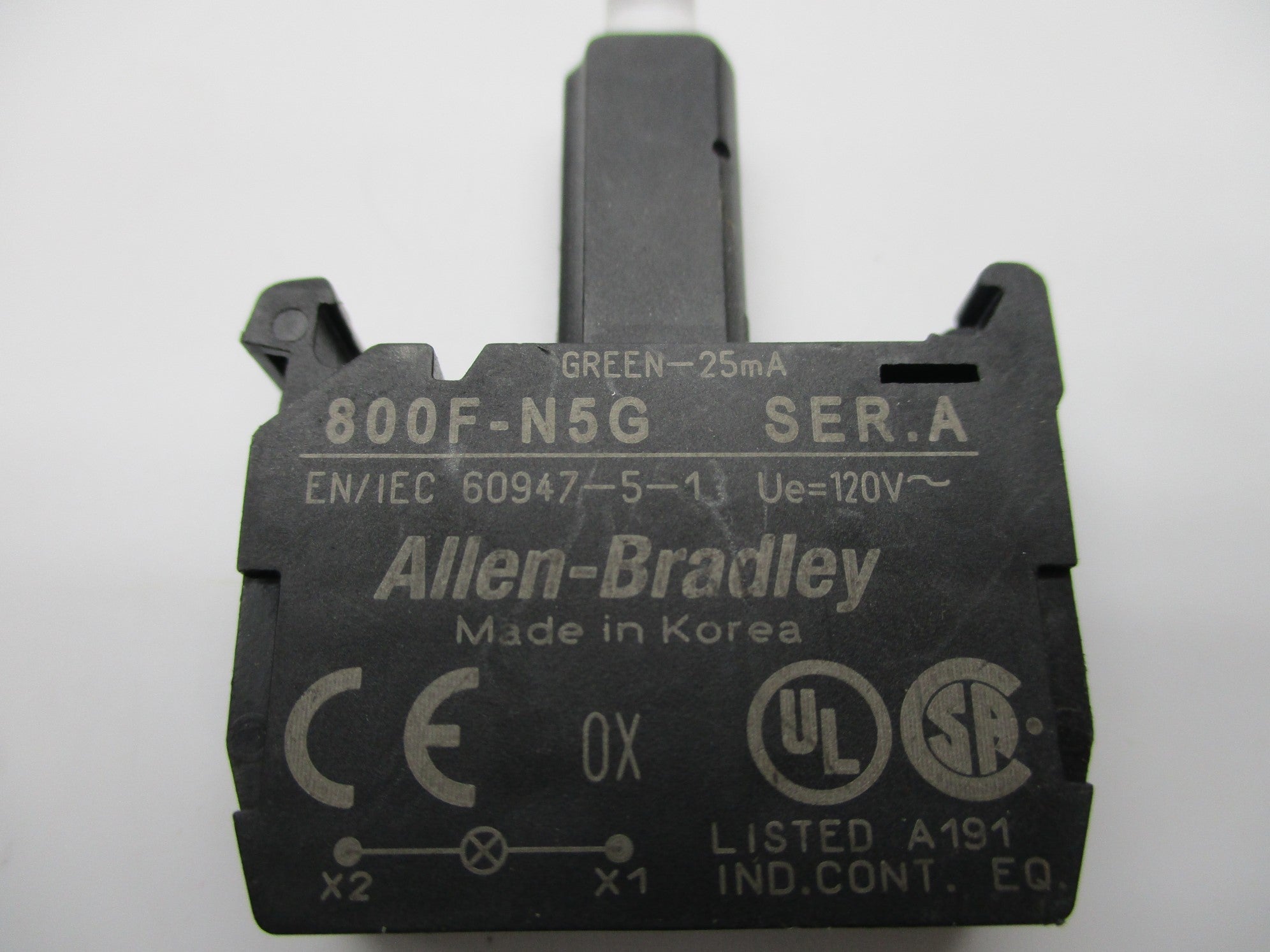 ALLEN BRADLEY 800F-N5G SER. A 120V NSNP