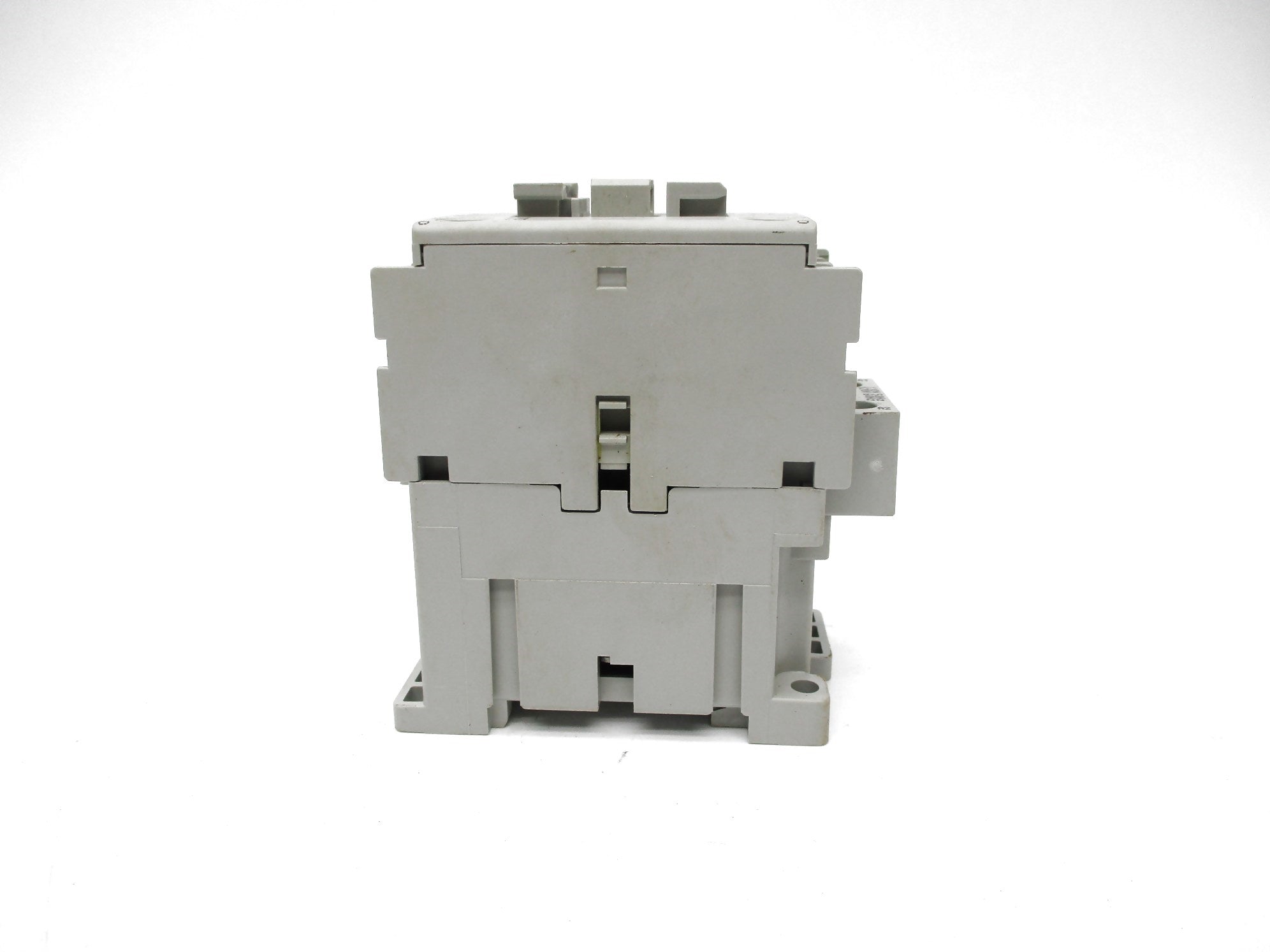 ALLEN BRADLEY 700-CF220D SER. A 110/120V NSNP