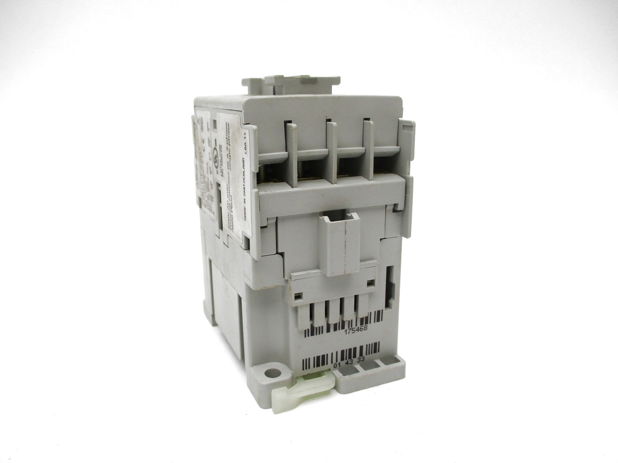 ALLEN BRADLEY 700-CF220D SER. A 110/120V NSNP