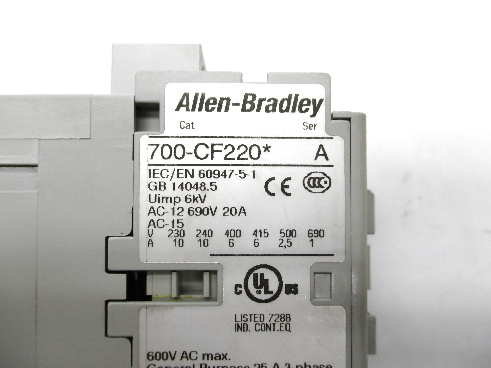 ALLEN BRADLEY 700-CF220D SER. A 110/120V NSNP