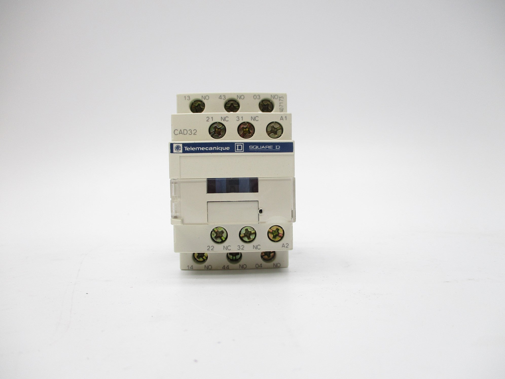 TELEMECANIQUE CAD32T7 480V NSNP