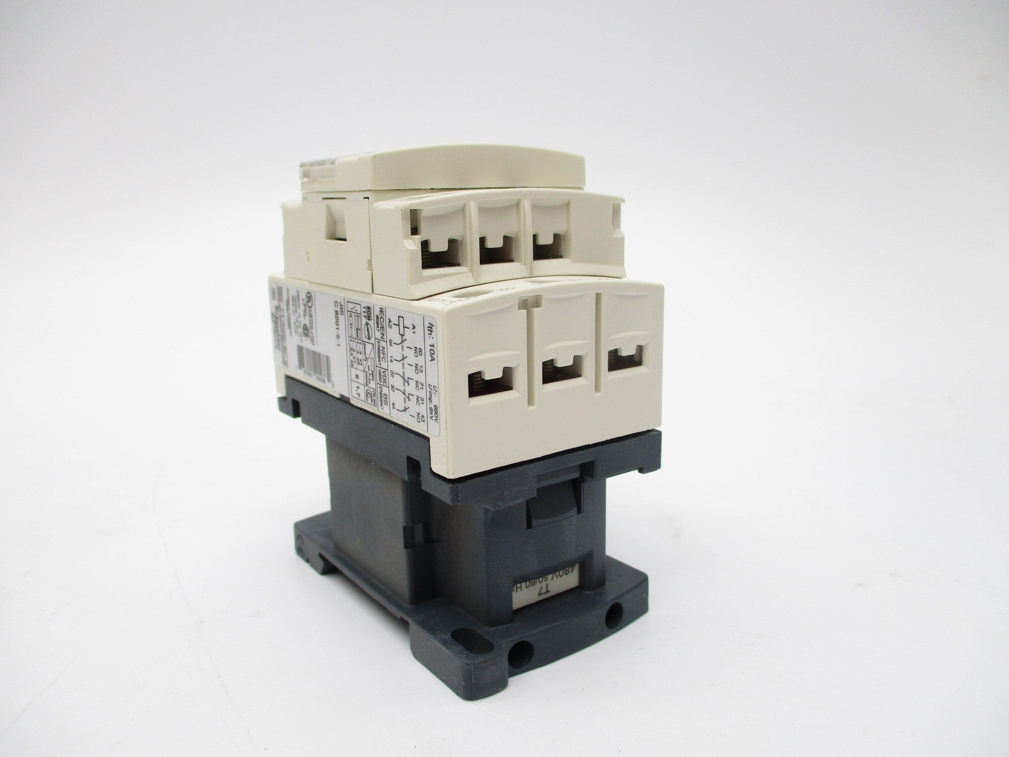 TELEMECANIQUE CAD32T7 480V NSNP